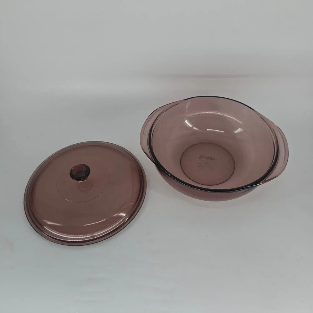 Pyrex Visions Cranberry Glass Casserole Dish with Lid 2QT Round 90s Cookware
